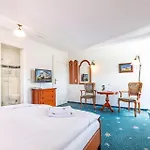Stranddistel Ruegen Szálloda Göhren