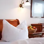 Stranddistel Ruegen Hotel 3*