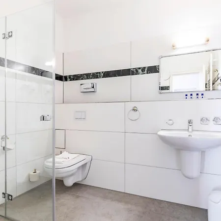 Stranddistel Ruegen 호텔 괴렌