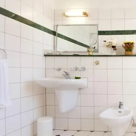 Stranddistel Ruegen 호텔 괴렌