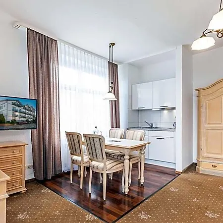 Hotell Stranddistel Ruegen 3*