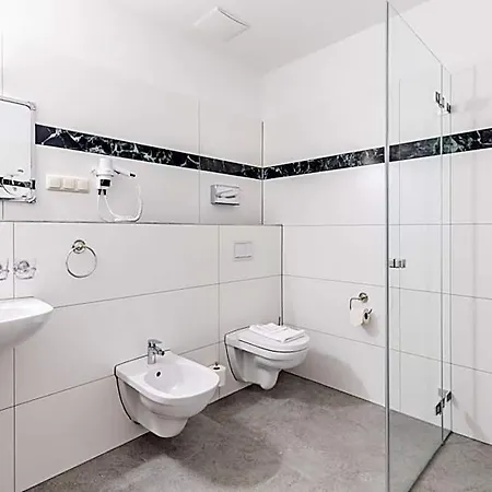 Stranddistel Ruegen Hotell Goehren (Ruegen)